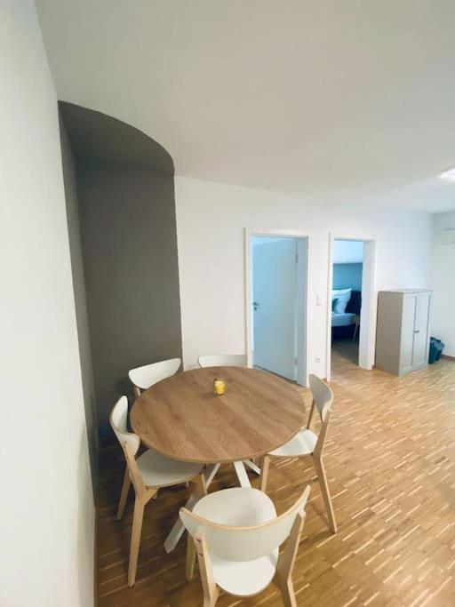 Doreyhome P5 - Zentrale Apartment Fuer 5 Pers Nahe Der Altstadt - Parkplatz - Wlan Passau Eksteriør bilde